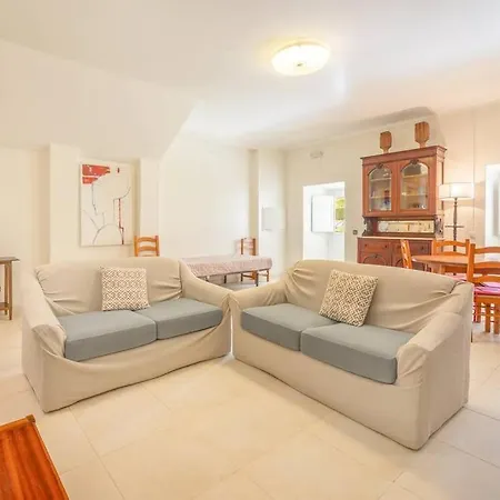 Guestready - Candido Dos Reis Beachfront Living 펜션 *
