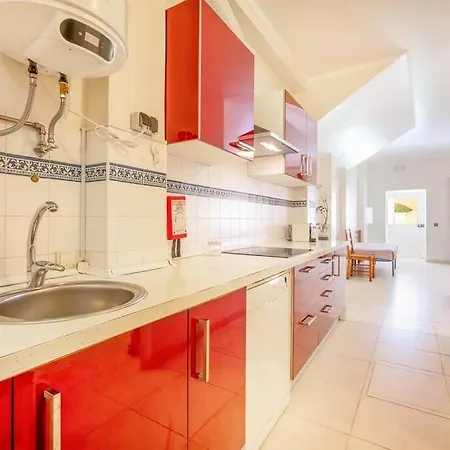 Guestready - Candido Dos Reis Beachfront Living *